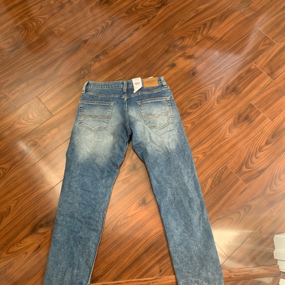 Jeans - Picture 2 of 3